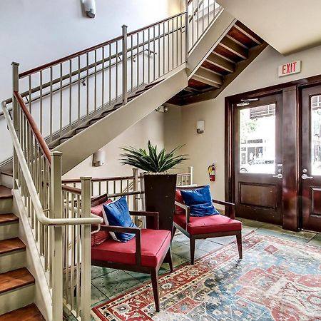 Апартаменти Broughton Corner Loft Саванна Екстер'єр фото