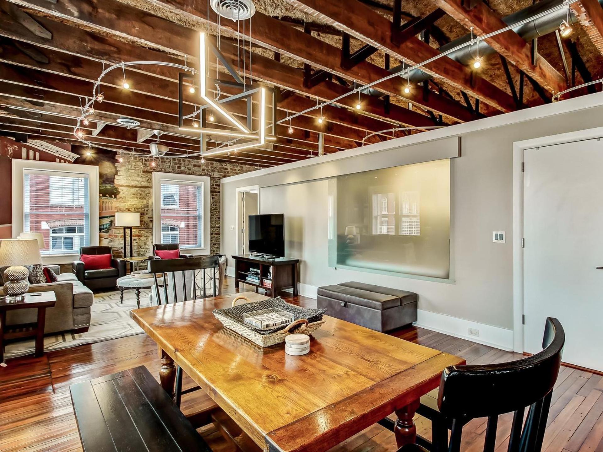 Апартаменти Broughton Corner Loft Саванна Екстер'єр фото